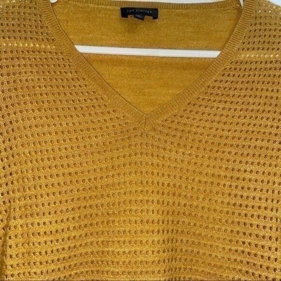 The Limited women’s size XS mustard yellow v-neck sweater 283B1 - Picture 3 of 8